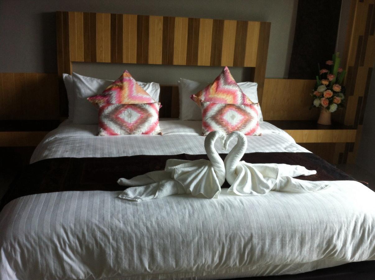 Hobby Hotel Uttaradit Kültér fotó