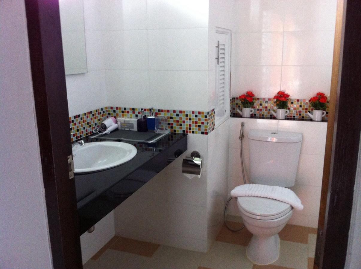 Hobby Hotel Uttaradit Kültér fotó