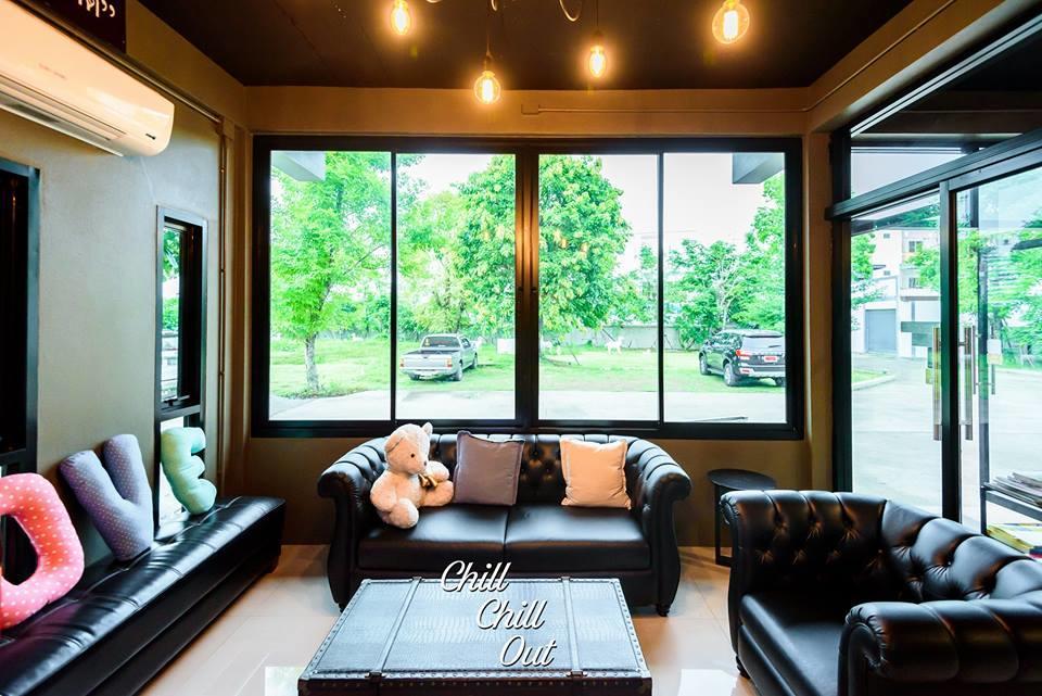Hobby Hotel Uttaradit Kültér fotó